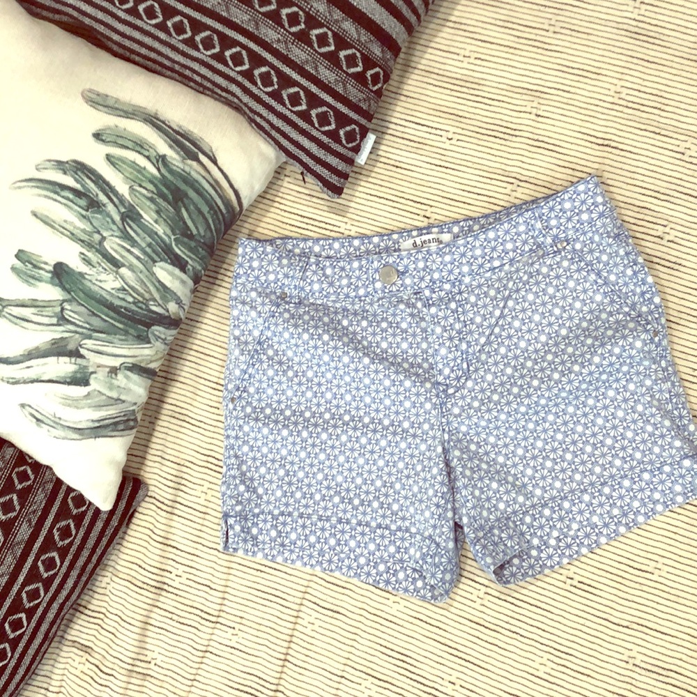 Cute midi shorts